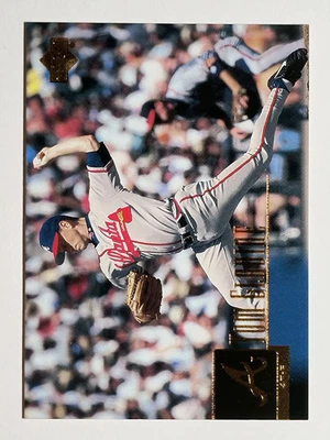 2001 Upper Deck #372 Tom Glavine - Image 1 of 2