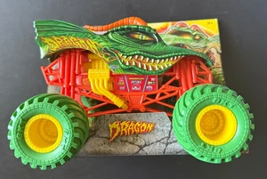 2025 Spin Master Monster Jam Drago Rosso 1:24 Serie 26 - Foto 1 di 5