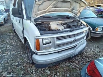 Motor caja de fusibles VIN con octavo dígito compatible con furgoneta 00-02 Express 1500 1756823 Foto 1 de 4