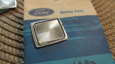 Nuevo de Lote Antiguo 1972 1973 1974 Ford Thunderbird LTD GRAN TORINO ELITE PINTO CINTURÓN DE SEGURIDAD Foto 1 de 4