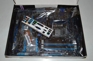 ASUS motherboard P8Z77-V LE PLUS Intel i7-3770 3.4GHz AS IS parts repair - Picture 1 of 5