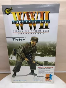 DRAGON GERMAN WW 2 LUFTWAFFE FALLSCHIRMJAGER NORMANDY PIETER 1944 ACTION FIGURE - Picture 1 of 21