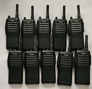 (10) ICOM IC-F21BR TWO-WAY RADIO W/ANTENNA *FOR PARTS/NOT WORKING* - Picture 1 of 3