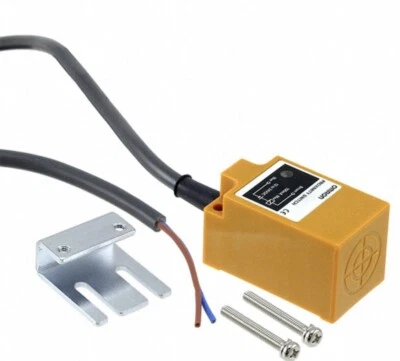 TL-N20MD1 OMRON 12-24VDC PROXIMITY SENSOR 20MM DISTANCE RANGE WITH 2 METER CABLE - Image 1 of 4