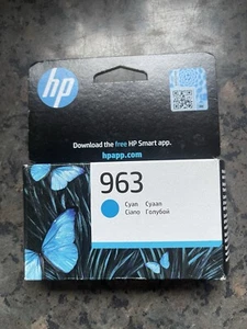 Genuine HP693 Cyan Inkjet Cartridge - Picture 1 of 2