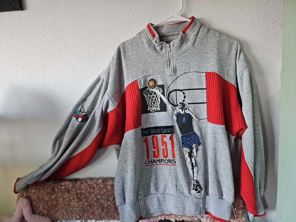 Sudadera De Colección Nike Sports Classics 1951 Baloncesto Cuello Simulado Años 80 90 Roja  Foto 1 de 3