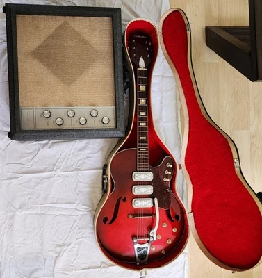 Silvertone Guitar H1454 And Silverton Amp 1482 By Sears. Sixties. - Image 1 of 4