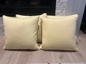 (4) Paquete de almohada de plumas amarilla Lauren Ralph Lauren 20x20" - Imagen 1 de 4