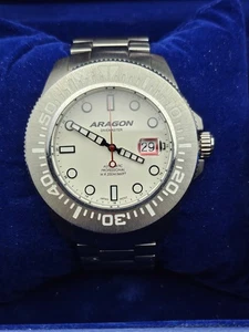 Aragon A334 Quadrante Bianco Divemaster II Automatico Acciaio Inox in Scatola con Libro - Foto 1 di 9