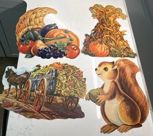 Lot Vintage Dennison/Markenlos Lg Thanksgiving Eichhörnchen Wagen Kürbis Stanzdekor - Bild 1 von 24