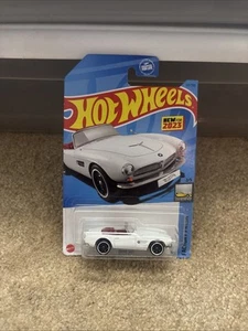 Hot Wheels 120/250 BMW 507 White Factory Fresh Series 2/5 - Picture 1 of 3