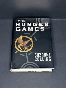 The Hunger Games by Suzanne Collins - 1st Edition - HC DJ Hardcover Dust Jacket - Picture 1 of 9
