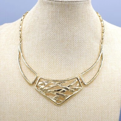 Collar Gargantilla Gruesa Vintage Monet Chapado en Oro Plastrón Boomerang Link 17" Foto 1 de 4