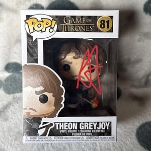 Funko POP! Game Of Thrones Theon Greyjoy Signed by Alfie Allen #1 - Picture 1 of 6