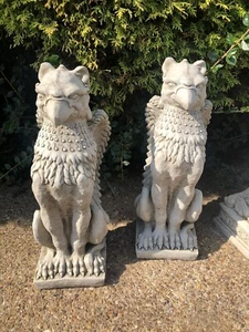 Pair of Beaked Griffins Garden Statues - Picture 1 of 6