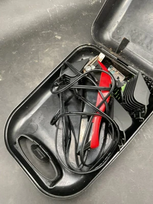 WAHL Clipper Clip 'n Trim 2 In 1 Hair Cutting Clipper/Trimmer Kit  79900-1501 - Image 1 of 4