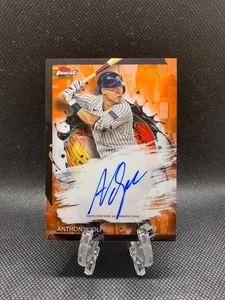 2024 Topps Finest Anthony Volpe Orange Auto /25 Yankees - Picture 1 of 3