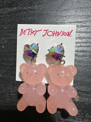 Pendientes colgantes Betsey Johnson de resina rosa oso de goma corazones de cristal -NUEVOS Foto 1 de 4