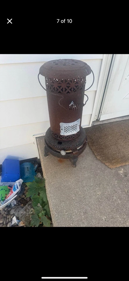 Perfection Oil Heater No. 525 for Cabin And Parlor Kerosene Vintage Untested - Image 1 of 1