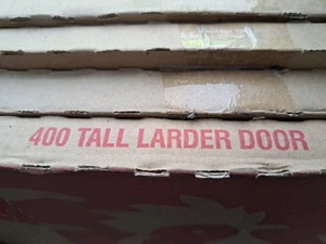 Howdens Greenwich Grained Light Grey Oak KFR861B 400 Tall Larder Door - Picture 1 of 4
