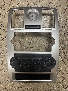 Chrysler 300 Radio Bezel Climate Control 2005 2006 2007 Clock - Picture 1 of 6