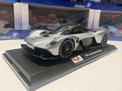 Aston Martin Valkyrie 2021 plateado escala 1/18 Maisto edición especial - nuevo Foto 1 de 4