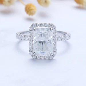 2.50TCW Radiant Cut Lab Created Moissanite Engagement Ring 925 Sterling Silver - Picture 1 of 8