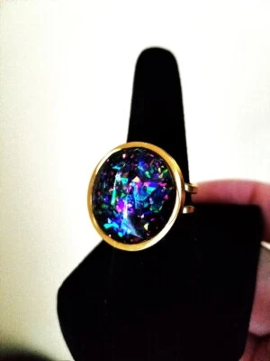 Anillo de ópalo: anillo de ópalo de resina de fuego púrpura en acero inoxidable 18 kgp 20 mm; ajustable Foto 1 de 4