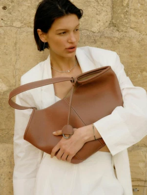 Bolso de hombro mediano JOY GRYSON Nimbus - marrón Foto 1 de 4