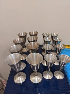 Tazas de plata Raimond 16 TOTALES Foto 1 de 4