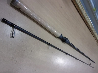 BERKLEY SERIE UNO VARILLA GIRATORIA 7 pies potencia media Foto 1 de 4