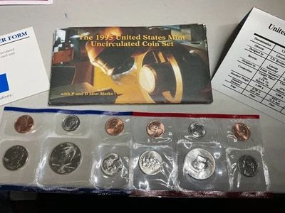 1995 Mint Set - Uncirculated Coins - 10-Coin Set - P & D only 2 sets available  - Image 1 of 4