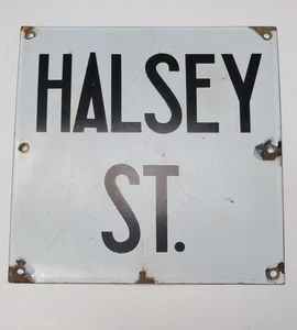 NEW YORK CITY TRANSIT HALSEY ST SUBWAY SIGN BMT NYCTA COLUMN PILLAR VINTAGE - Picture 1 of 2