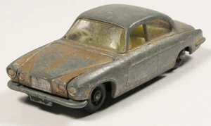 MATCHBOX 28 JAGUAR MK10 VINTAGE LESNEY 1-75 SERIES ENGLAND MKX - Picture 1 of 4