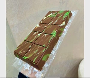 Dubai Chocolate Pistachio Kunafa Bar Viral 300 grams - Picture 1 of 3