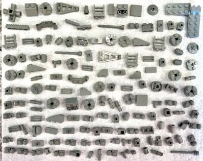 Lotto LEGO Parts Vintage Anni 80 Grigio Cerniera Spaziale Sedile Scala (oltre 100 Pezzi) #2 - Immagine 1 di 4