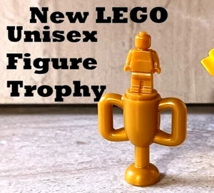 Neu LEGO Statue Trophäe GOLD mit Unisex Mann Frau Mädchen Junge Weg zu gehen! Surprise - Bild 1 von 2