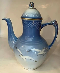 B & G Bing & Grondahl Seagull Coffee Pot - 301 - EUC - 9 3/4" Tall - Denmark - Picture 1 of 5
