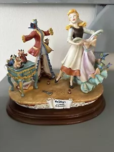 LE Capodimonte Laurenz Figur Eine Überraschung für Cinderella Enzo Arzenton Disney - Bild 1 von 13