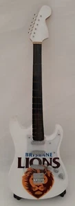 AFL Brisbane Lions Miniature Guitar - Bild 1 von 2