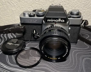 Minolta XE-5 con lente 50 mm 1,7 con medidor de luz analógico - totalmente funcional - Imagen 1 de 6