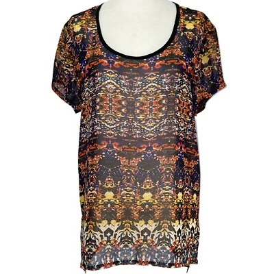 Nuevo Top Manga Corta Estampado Hecho en Los Ángeles Chifón Transparente Dobladillo Alto Bajo Multi Talla Pequeña Foto 1 de 4