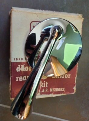 Espejo retrovisor lateral derecho Ford Shoebox 1949 1950 1951 nuevo de lote sin fosas bonito ver video Foto 1 de 4