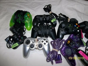 Videospiel Controller Konvolut - Bild 1 von 6