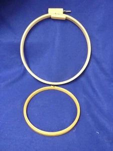 14 Inch & 9 INCH EMBRIODERY HOOPS WOODEN ROUND ADJUSTABLE - Picture 1 of 6