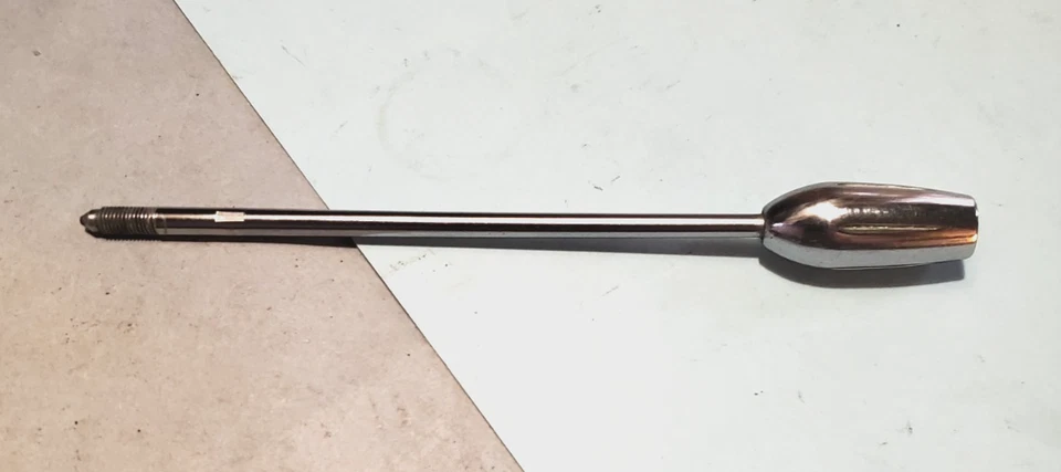 1955-56,57? Plymouth? Manija de señal de giro cromada Savoy/Belevede/Fury Foto 1 de 4