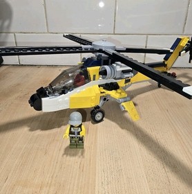 Lego Creator Yellow Racers 31023 Not Complete Set