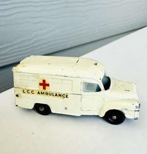 Vintage 1962 Lesney Matchbox Lomas Bedford LCC Ambulance Old Toy - Picture 1 of 6