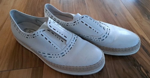 TOD’S Espadrillas Tod's in pelle bianca piatta taglia 41 (US 10 5)..Made in Italy..vedi foto