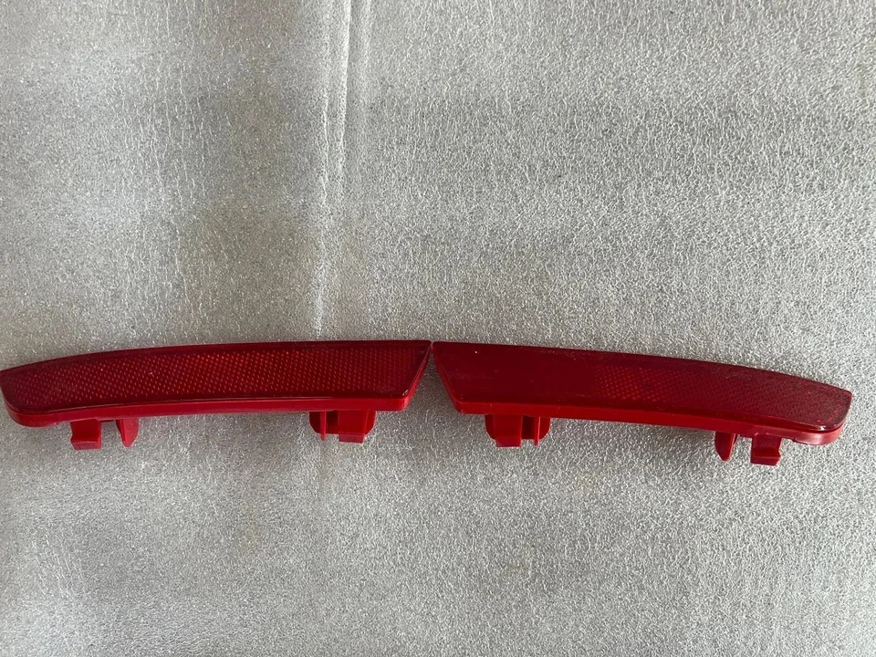 MERCEDES-BENZ VITO W447 Stoßstange hinten rechts Reflektor A4478260140 neu